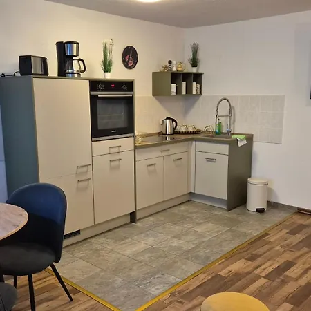 An Der Musikschule Апартаменты Гёрлиц